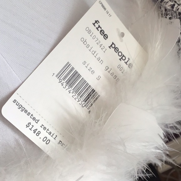 Sold ***Free people new sweater last chance - Picture 3 of 4